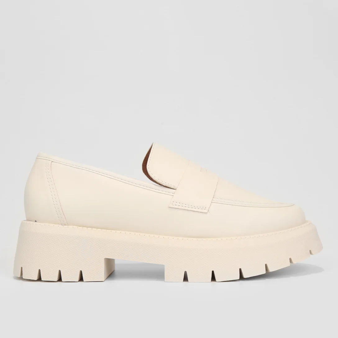 Mocassim Vizzano Tratorado Feminino – Off White