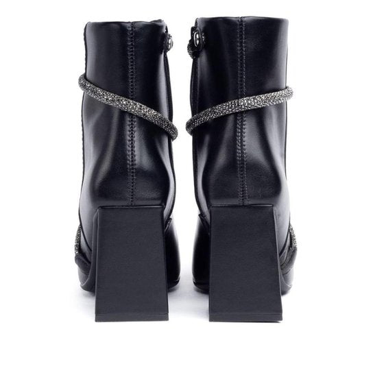 Bota Vizzano Bico Fino Tira Cristal Salto Geométrico – Preto - Imagem 4