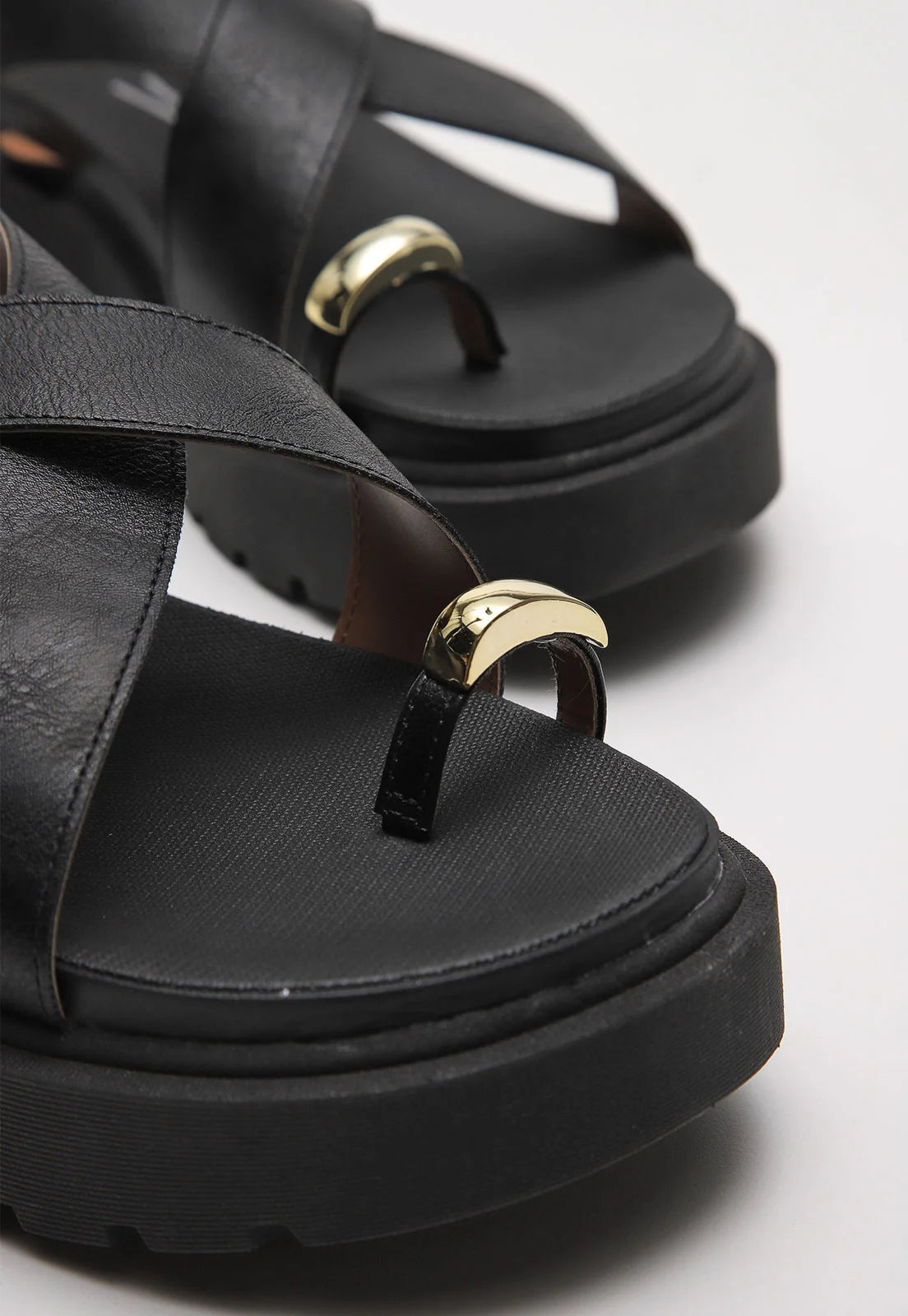 Sandália Tratorado Vizzano Aplicação Metalizada Preta - Imagem 5