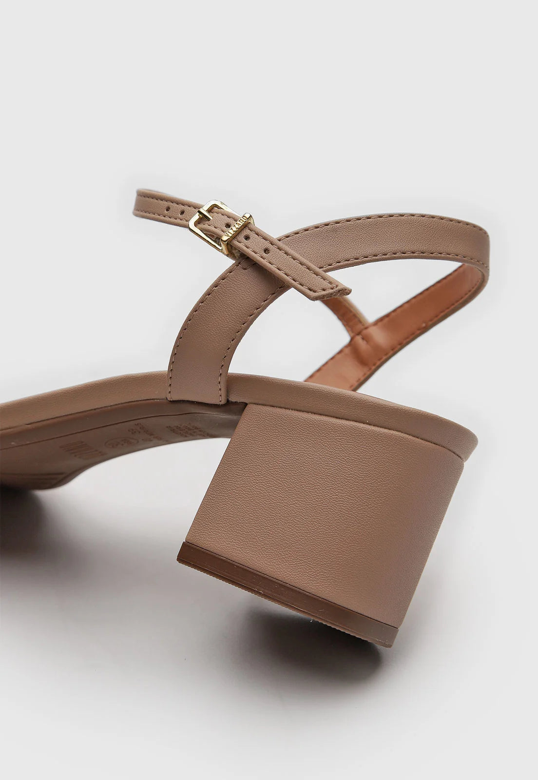 Sandália Vizzano Salto Grosso Bege - Imagem 5