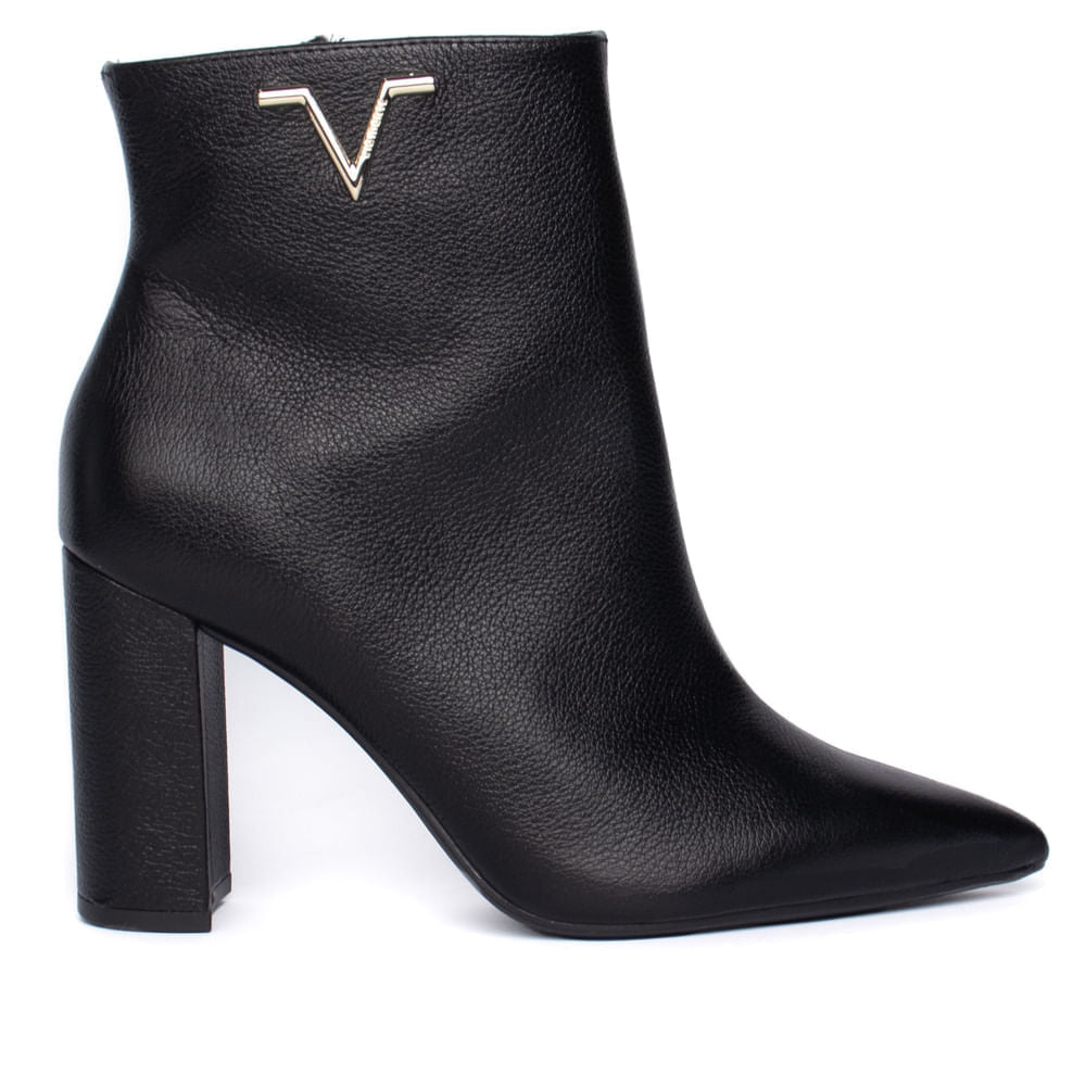 Bota Feminina Via Marte Cano Curto Couro Preto